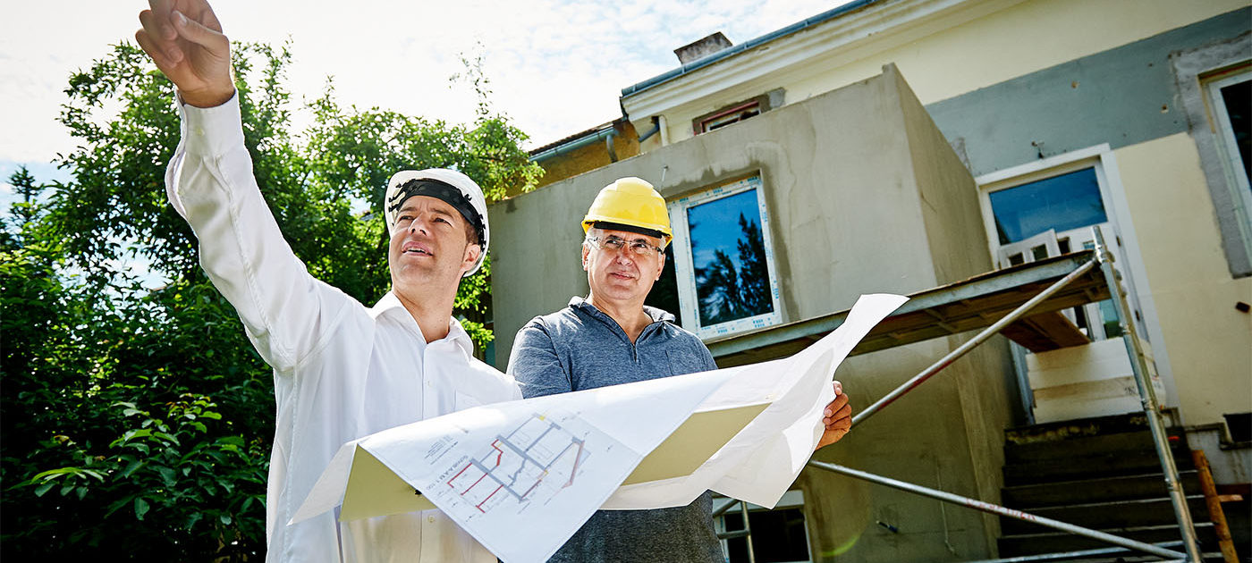 Planung des Bauprojektes auf der Baustelle